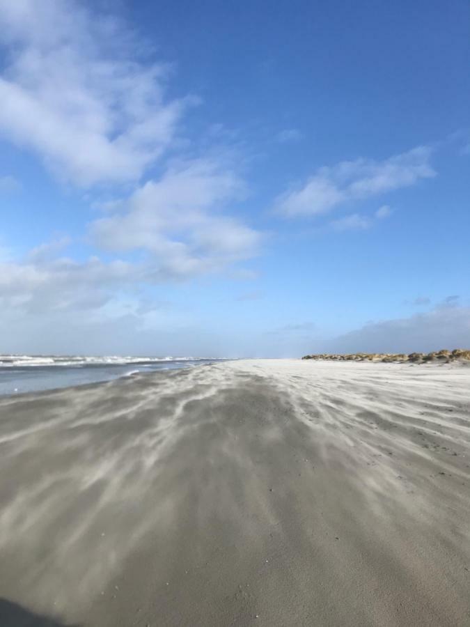 Strandlogement Om De Noord Schiermonnikoog Ngoại thất bức ảnh