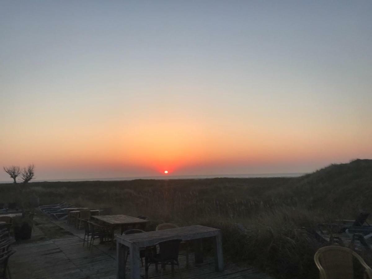 Strandlogement Om De Noord Schiermonnikoog Ngoại thất bức ảnh