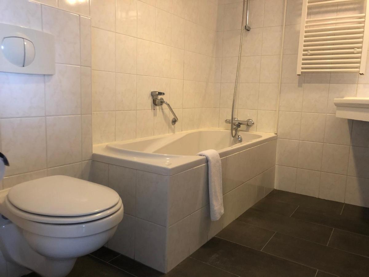 Strandlogement Om De Noord Schiermonnikoog Ngoại thất bức ảnh